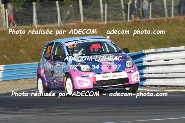 http://v2.adecom-photo.com/images//1.RALLYCROSS/2021/RALLYCROSS_MAYENNE_2021/COUPE_FEMININE_FFSA/DESERT_Marie/45A_0247.JPG