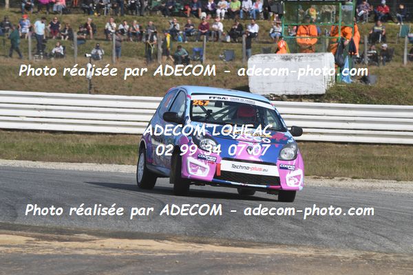 http://v2.adecom-photo.com/images//1.RALLYCROSS/2021/RALLYCROSS_MAYENNE_2021/COUPE_FEMININE_FFSA/DESERT_Marie/45A_1521.JPG