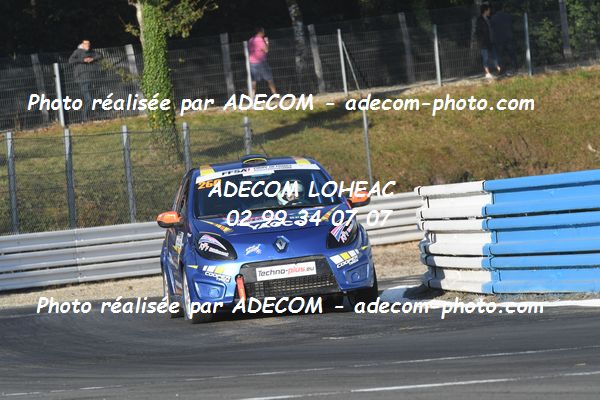 http://v2.adecom-photo.com/images//1.RALLYCROSS/2021/RALLYCROSS_MAYENNE_2021/COUPE_FEMININE_FFSA/DREAN_Celia/45A_0890.JPG