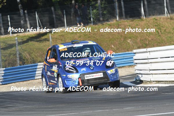 http://v2.adecom-photo.com/images//1.RALLYCROSS/2021/RALLYCROSS_MAYENNE_2021/COUPE_FEMININE_FFSA/DREAN_Celia/45A_0904.JPG