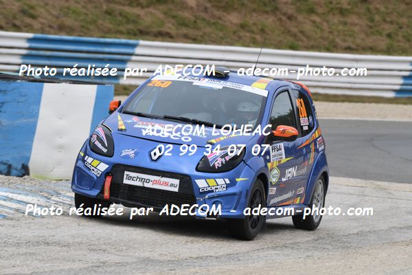 http://v2.adecom-photo.com/images//1.RALLYCROSS/2021/RALLYCROSS_MAYENNE_2021/COUPE_FEMININE_FFSA/DREAN_Celia/45A_2236.JPG