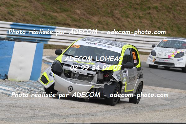 http://v2.adecom-photo.com/images//1.RALLYCROSS/2021/RALLYCROSS_MAYENNE_2021/COUPE_FEMININE_FFSA/JORAM_Sophie/45A_2211.JPG