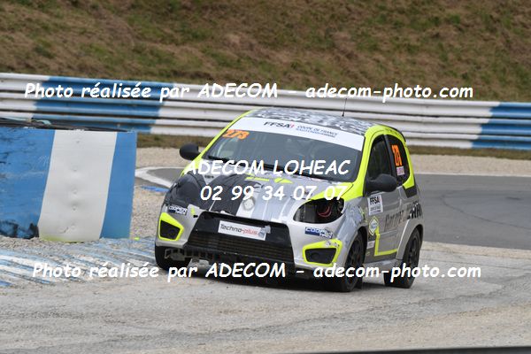 http://v2.adecom-photo.com/images//1.RALLYCROSS/2021/RALLYCROSS_MAYENNE_2021/COUPE_FEMININE_FFSA/JORAM_Sophie/45A_2223.JPG