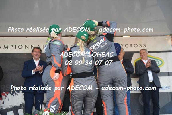 http://v2.adecom-photo.com/images//1.RALLYCROSS/2021/RALLYCROSS_MAYENNE_2021/COUPE_FEMININE_FFSA/JORAM_Sophie/45A_4558.JPG