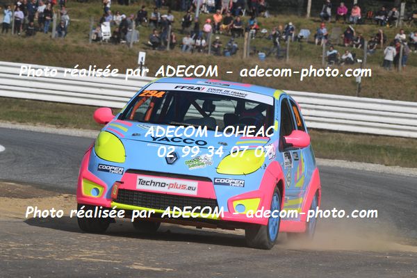 http://v2.adecom-photo.com/images//1.RALLYCROSS/2021/RALLYCROSS_MAYENNE_2021/COUPE_FEMININE_FFSA/MOLIEXE_Amelie/45A_1571.JPG