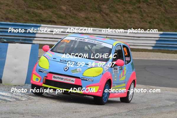 http://v2.adecom-photo.com/images//1.RALLYCROSS/2021/RALLYCROSS_MAYENNE_2021/COUPE_FEMININE_FFSA/MOLIEXE_Amelie/45A_2186.JPG