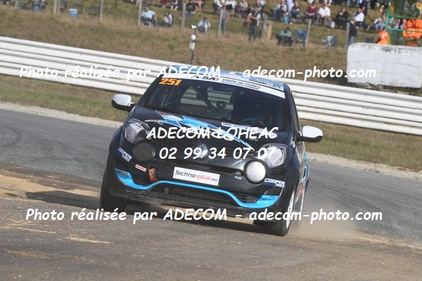 http://v2.adecom-photo.com/images//1.RALLYCROSS/2021/RALLYCROSS_MAYENNE_2021/COUPE_FEMININE_FFSA/MOREL_Marie/45A_1512.JPG