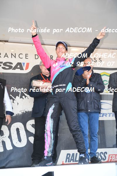 http://v2.adecom-photo.com/images//1.RALLYCROSS/2021/RALLYCROSS_MAYENNE_2021/DIVISION_4/TARRIERE_Jessica/45A_4522.JPG