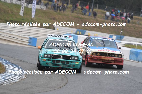 http://v2.adecom-photo.com/images//1.RALLYCROSS/2021/RALLYCROSS_MAYENNE_2021/LEGENDES_SHOW/CAMERINO_Dominique/45A_3257.JPG