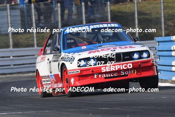 http://v2.adecom-photo.com/images//1.RALLYCROSS/2021/RALLYCROSS_MAYENNE_2021/LEGENDES_SHOW/GALLAND_Lambert/45A_1227.JPG