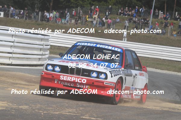 http://v2.adecom-photo.com/images//1.RALLYCROSS/2021/RALLYCROSS_MAYENNE_2021/LEGENDES_SHOW/GALLAND_Lambert/45A_1849.JPG