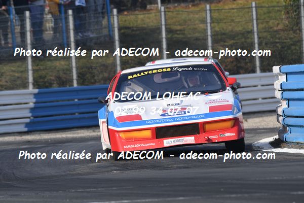 http://v2.adecom-photo.com/images//1.RALLYCROSS/2021/RALLYCROSS_MAYENNE_2021/LEGENDES_SHOW/QUEMENER_Alain/45A_1229.JPG