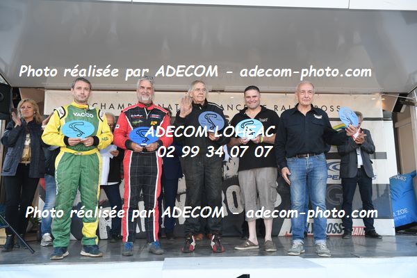 http://v2.adecom-photo.com/images//1.RALLYCROSS/2021/RALLYCROSS_MAYENNE_2021/LEGENDES_SHOW/QUEMENER_Alain/45A_4572.JPG