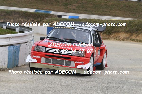 http://v2.adecom-photo.com/images//1.RALLYCROSS/2021/RALLYCROSS_MAYENNE_2021/LEGENDES_SHOW/TOLLEMER_Philippe/45A_2619.JPG