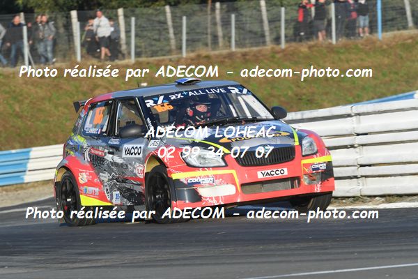 http://v2.adecom-photo.com/images//1.RALLYCROSS/2021/RALLYCROSS_MAYENNE_2021/SUPER_1600/LAMBEC_Jeremy/45A_0329.JPG