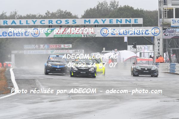 http://v2.adecom-photo.com/images//1.RALLYCROSS/2021/RALLYCROSS_MAYENNE_2021/SUPER_1600/PICARD_Clement/45A_3391.JPG