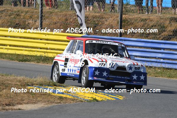http://v2.adecom-photo.com/images//1.RALLYCROSS/2022/14_RALLYCROSS_KERLABO_2022/LEGENDS/ROUSSEL_Gerard/91A_1887.JPG
