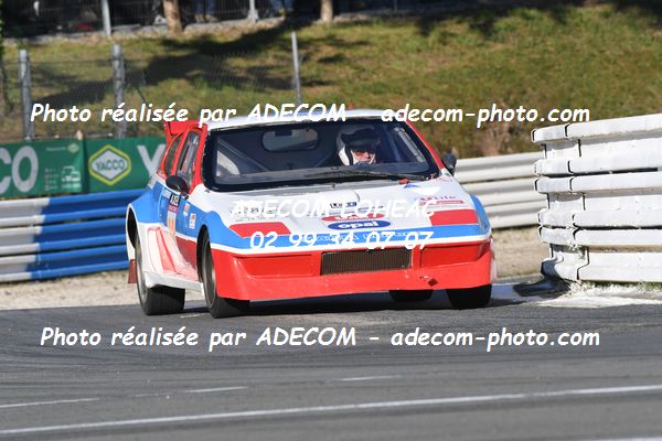 http://v2.adecom-photo.com/images//1.RALLYCROSS/2022/19_RALLYCROSS_MAYENNE_2022/LEGENDS/QUEMENER_Alain/01A_1510.JPG