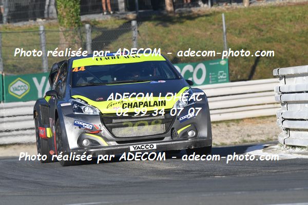 http://v2.adecom-photo.com/images//1.RALLYCROSS/2022/19_RALLYCROSS_MAYENNE_2022/SUPER_CAR/CHAPALAIN_Erwan/01A_1047.JPG