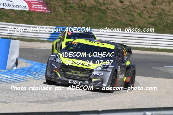 http://v2.adecom-photo.com/images//1.RALLYCROSS/2022/19_RALLYCROSS_MAYENNE_2022/SUPER_CAR/CHAPALAIN_Erwan/01A_3055.JPG