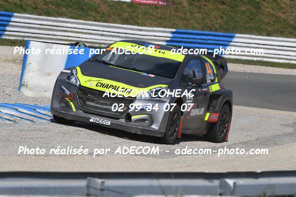 http://v2.adecom-photo.com/images//1.RALLYCROSS/2022/19_RALLYCROSS_MAYENNE_2022/SUPER_CAR/CHAPALAIN_Erwan/01A_3082.JPG