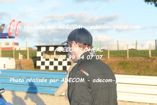 http://v2.adecom-photo.com/images//1.RALLYCROSS/2022/19_RALLYCROSS_MAYENNE_2022/SUPER_CAR/FEBREAU_Julien/00E_4933.JPG