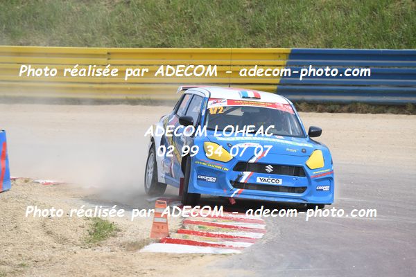 http://v2.adecom-photo.com/images//1.RALLYCROSS/2022/3_RALLYCROSS_LESSAY_2022/SUPER_1600/HARDONNIERE_Julien/76A_4741.JPG