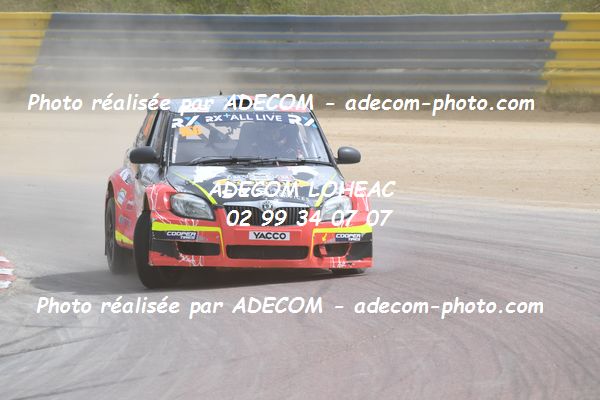 http://v2.adecom-photo.com/images//1.RALLYCROSS/2022/3_RALLYCROSS_LESSAY_2022/SUPER_1600/LAMBEC_Jeremy/76A_3962.JPG