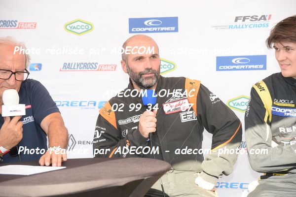 http://v2.adecom-photo.com/images//1.RALLYCROSS/2023/12_RALLYCROSS_CHATEAUROUX_2023/AMBIANCE_DIVERS/43E_6512.JPG