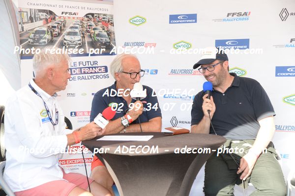 http://v2.adecom-photo.com/images//1.RALLYCROSS/2023/12_RALLYCROSS_CHATEAUROUX_2023/AMBIANCE_DIVERS/43E_6565.JPG