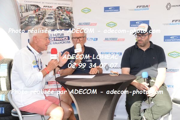 http://v2.adecom-photo.com/images//1.RALLYCROSS/2023/12_RALLYCROSS_CHATEAUROUX_2023/AMBIANCE_DIVERS/43E_6570.JPG