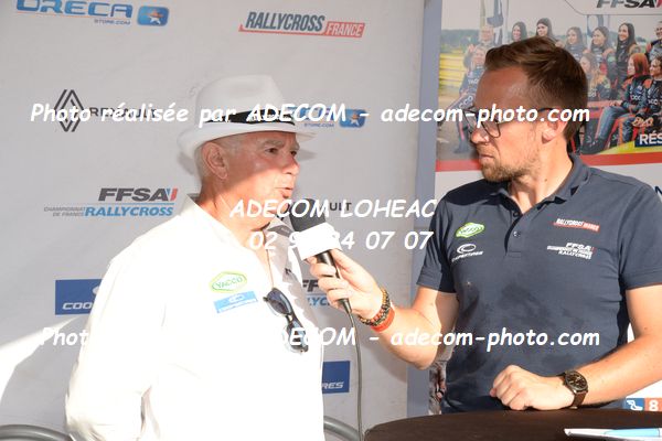 http://v2.adecom-photo.com/images//1.RALLYCROSS/2023/12_RALLYCROSS_CHATEAUROUX_2023/AMBIANCE_DIVERS/43E_6578.JPG