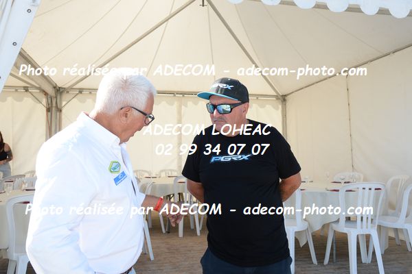 http://v2.adecom-photo.com/images//1.RALLYCROSS/2023/12_RALLYCROSS_CHATEAUROUX_2023/SUPERCAR/JEANNEY_Davy/43E_6671.JPG