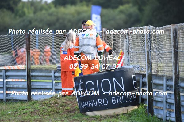 http://v2.adecom-photo.com/images//1.RALLYCROSS/2023/17_RALLYCROSS_KERLABO_2023/AMBIANCE_DIVERS/48A_6467.JPG