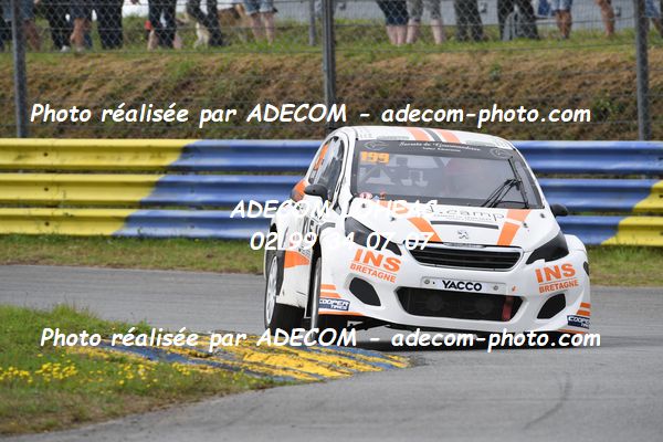 http://v2.adecom-photo.com/images//1.RALLYCROSS/2023/17_RALLYCROSS_KERLABO_2023/SUPER_1600/MAHE_Romain/48A_8105.JPG