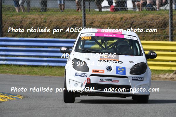 http://v2.adecom-photo.com/images//1.RALLYCROSS/2023/17_RALLYCROSS_KERLABO_2023/TWINGO/CARON_Lena/48A_7939.JPG