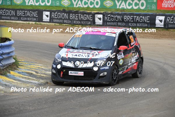 http://v2.adecom-photo.com/images//1.RALLYCROSS/2023/17_RALLYCROSS_KERLABO_2023/TWINGO/DELAUNAY_Audrey/49A_9799.JPG