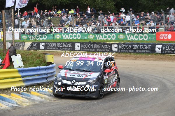 http://v2.adecom-photo.com/images//1.RALLYCROSS/2023/17_RALLYCROSS_KERLABO_2023/TWINGO/DELAUNAY_Audrey/49A_9808.JPG