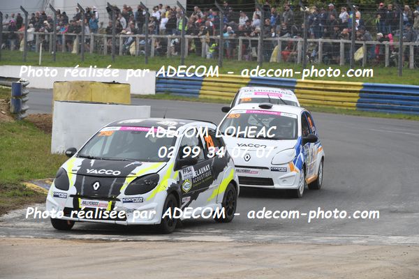 http://v2.adecom-photo.com/images//1.RALLYCROSS/2023/17_RALLYCROSS_KERLABO_2023/TWINGO/DELAUNAY_Olympe/49A_0514.JPG