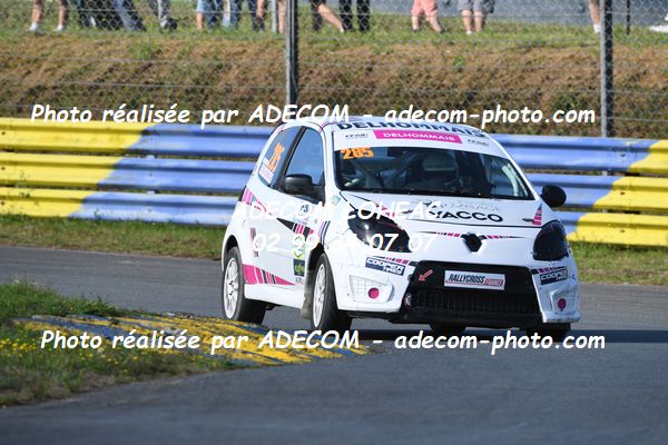 http://v2.adecom-photo.com/images//1.RALLYCROSS/2023/17_RALLYCROSS_KERLABO_2023/TWINGO/DELHOMMAIS_Carla/48A_7260.JPG