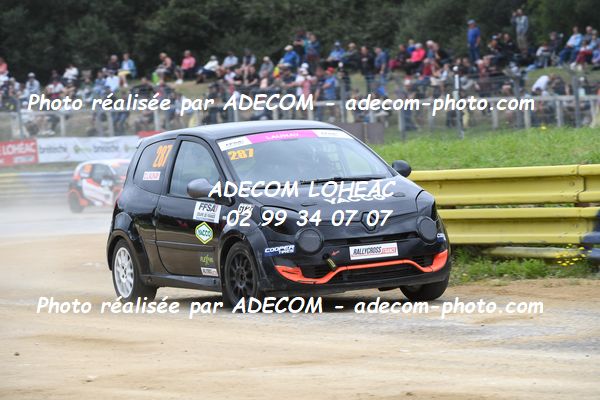 http://v2.adecom-photo.com/images//1.RALLYCROSS/2023/17_RALLYCROSS_KERLABO_2023/TWINGO/LAUNAY_Chanel/49A_8466.JPG