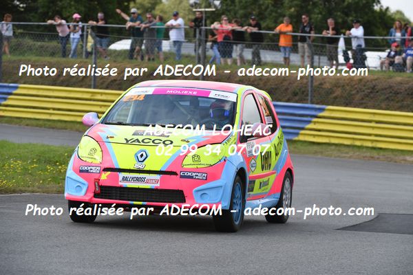 http://v2.adecom-photo.com/images//1.RALLYCROSS/2023/17_RALLYCROSS_KERLABO_2023/TWINGO/MOLIEXE_Amelie/48A_7955.JPG