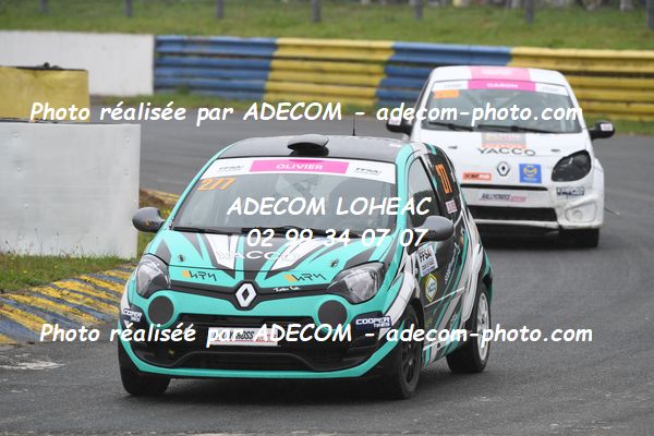 http://v2.adecom-photo.com/images//1.RALLYCROSS/2023/17_RALLYCROSS_KERLABO_2023/TWINGO/OLIVIER_Laurine/49A_0523.JPG