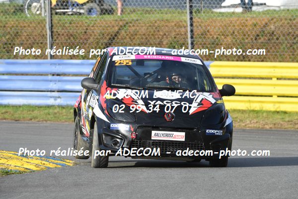 http://v2.adecom-photo.com/images//1.RALLYCROSS/2023/17_RALLYCROSS_KERLABO_2023/TWINGO/SEIGNARD_Melanie/48A_6407.JPG