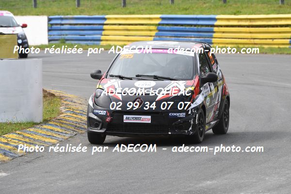 http://v2.adecom-photo.com/images//1.RALLYCROSS/2023/17_RALLYCROSS_KERLABO_2023/TWINGO/SEIGNARD_Melanie/49A_0540.JPG