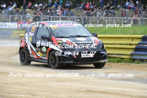 http://v2.adecom-photo.com/images//1.RALLYCROSS/2023/17_RALLYCROSS_KERLABO_2023/TWINGO/SEIGNARD_Melanie/49A_8421.JPG