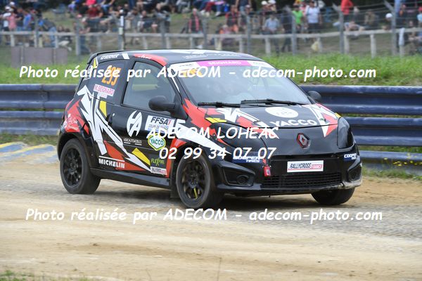 http://v2.adecom-photo.com/images//1.RALLYCROSS/2023/17_RALLYCROSS_KERLABO_2023/TWINGO/SEIGNARD_Melanie/49A_8423.JPG