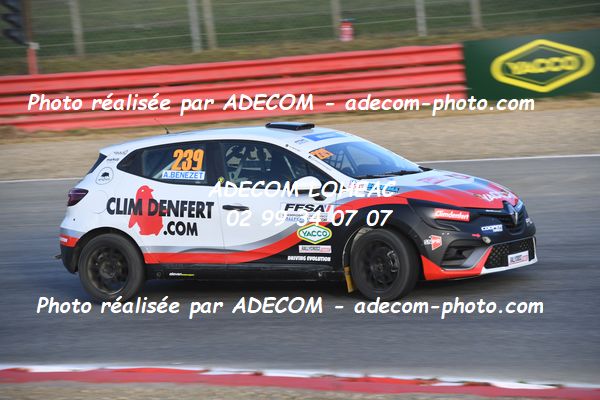 http://v2.adecom-photo.com/images//1.RALLYCROSS/2023/20_RALLYCROSS_LOHEAC_2023/CLIO/BENEZET_Andrea/53A_1535.JPG