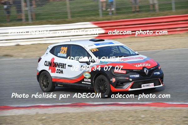 http://v2.adecom-photo.com/images//1.RALLYCROSS/2023/20_RALLYCROSS_LOHEAC_2023/CLIO/BENEZET_Andrea/53A_2230.JPG