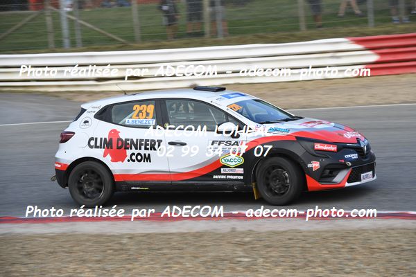 http://v2.adecom-photo.com/images//1.RALLYCROSS/2023/20_RALLYCROSS_LOHEAC_2023/CLIO/BENEZET_Andrea/53A_2244.JPG